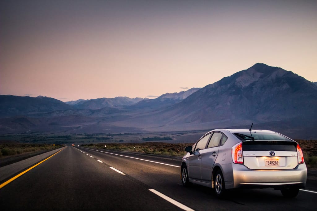 Toyota Foresees EV Battery Charging Times of 10 Minutes by 2027