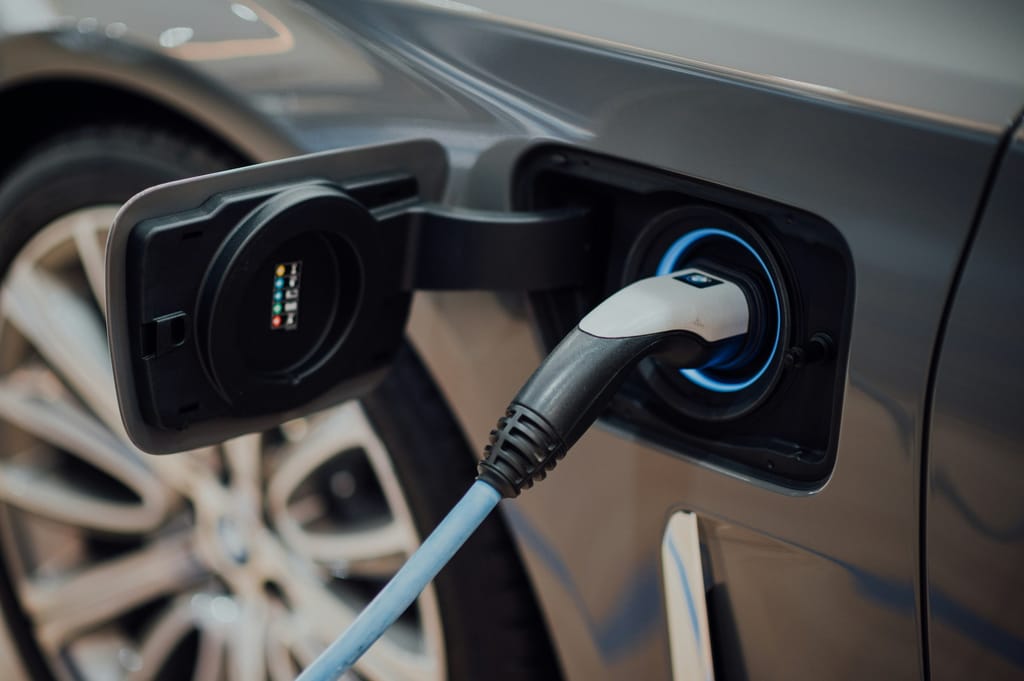 Tesla and Ford Partner in EV Charging Stations