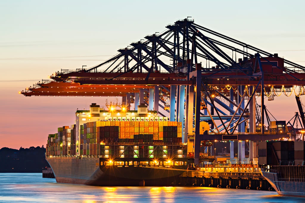 Canada Imposes 100% Tariff on Chinese Electric Vehicles and 25% on Steel and Aluminum