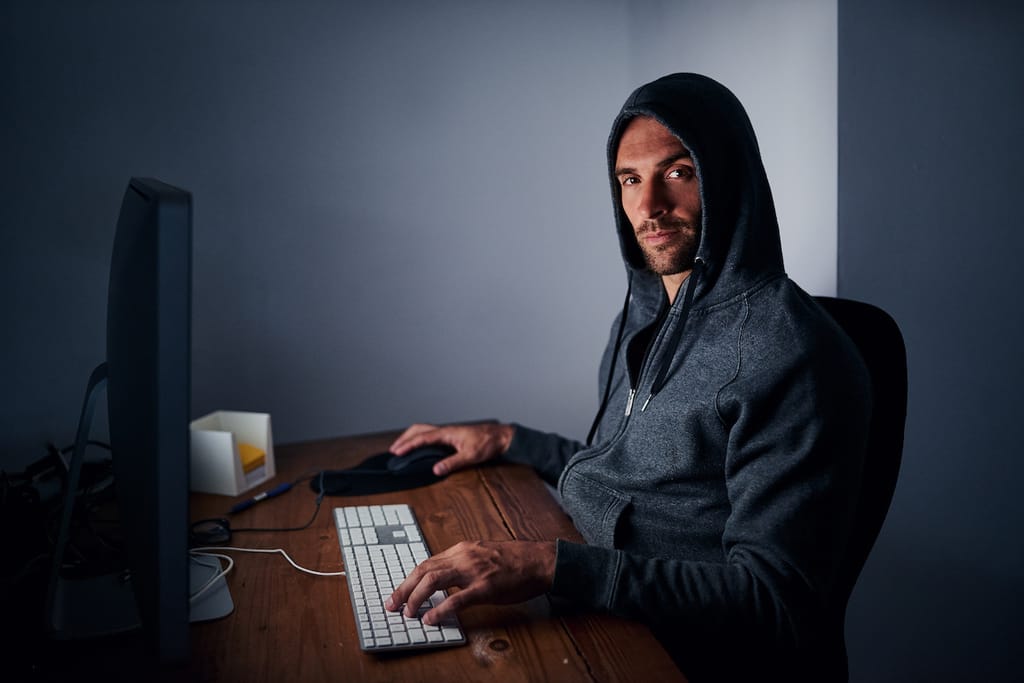 Canadian Auto Fraud Soars: Identity Theft and Falsified Credit Applications Drive 54% Surge