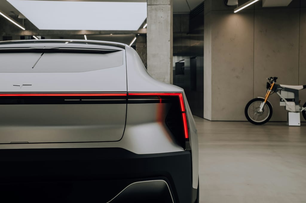 Advancing Electric Vehicle Technology: The Promise of Wireless Charging